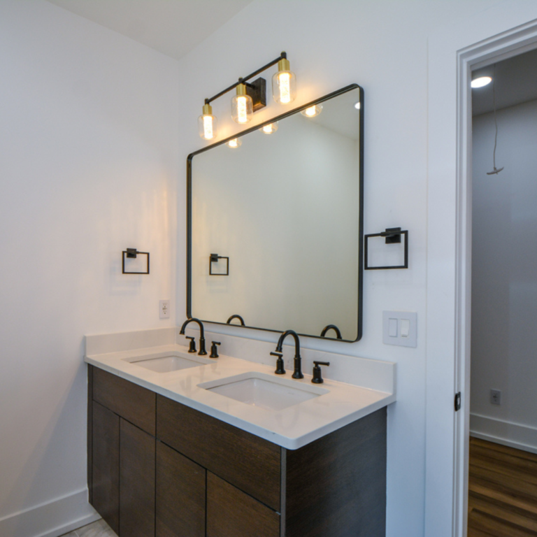 THE SAVVY ID INTERIOR DESIGN